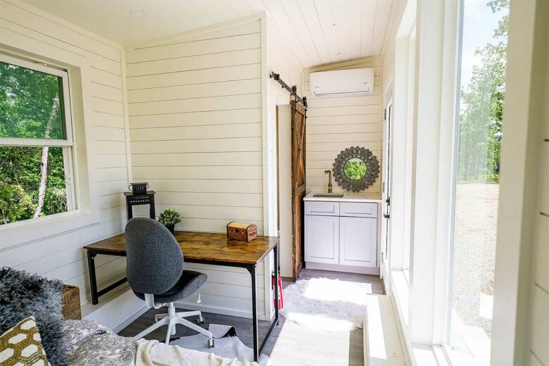 L'intérieur de la tiny house.
