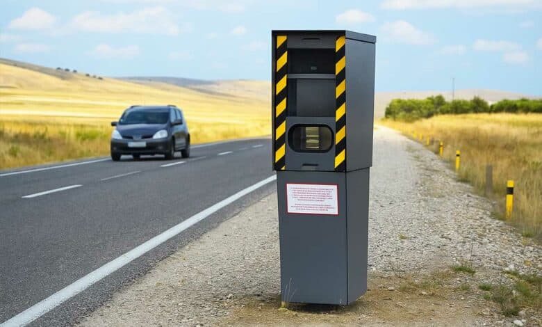 Un radar pour flasher les excès de vitesse.