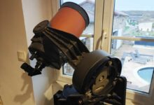 Un télescope celestron.