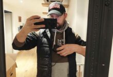 Porter une veste chauffante chez soi permet de diminuer le thermostat.