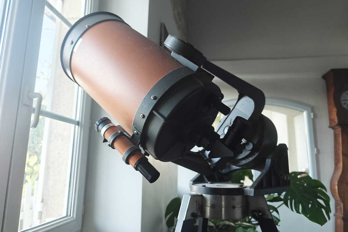 Tous les passionnés d'astronomie ont les télescopes rivés vers les étoiles pour tenter d'apercevoir 3I/Atlas. Crédit photo : Alexandre Bonazzi pour NeozOne