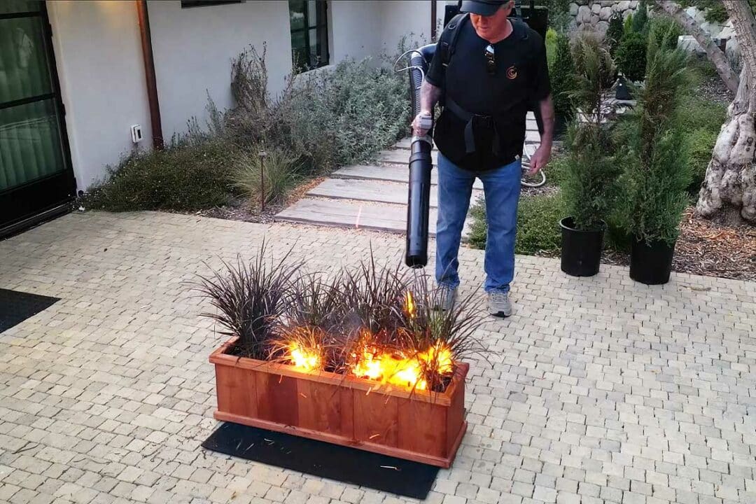 Un système portable anti-incendie qui fonctionne avec des ondes sonores.