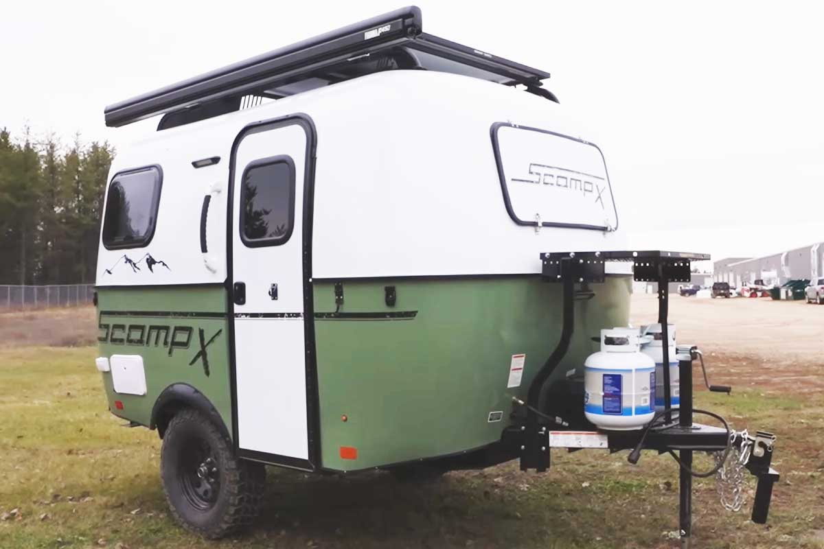 Une caravane qui permet le tout-terrain.