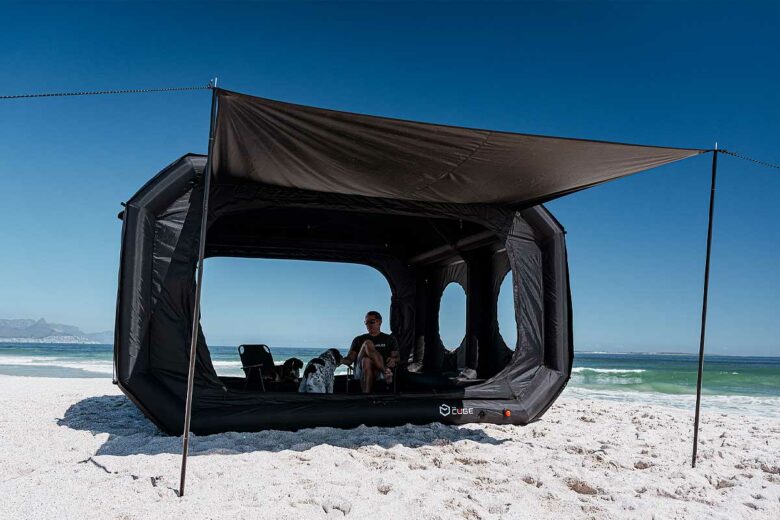 La tente gonflable The Cube.