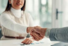 Un recrutement pour un emploi.