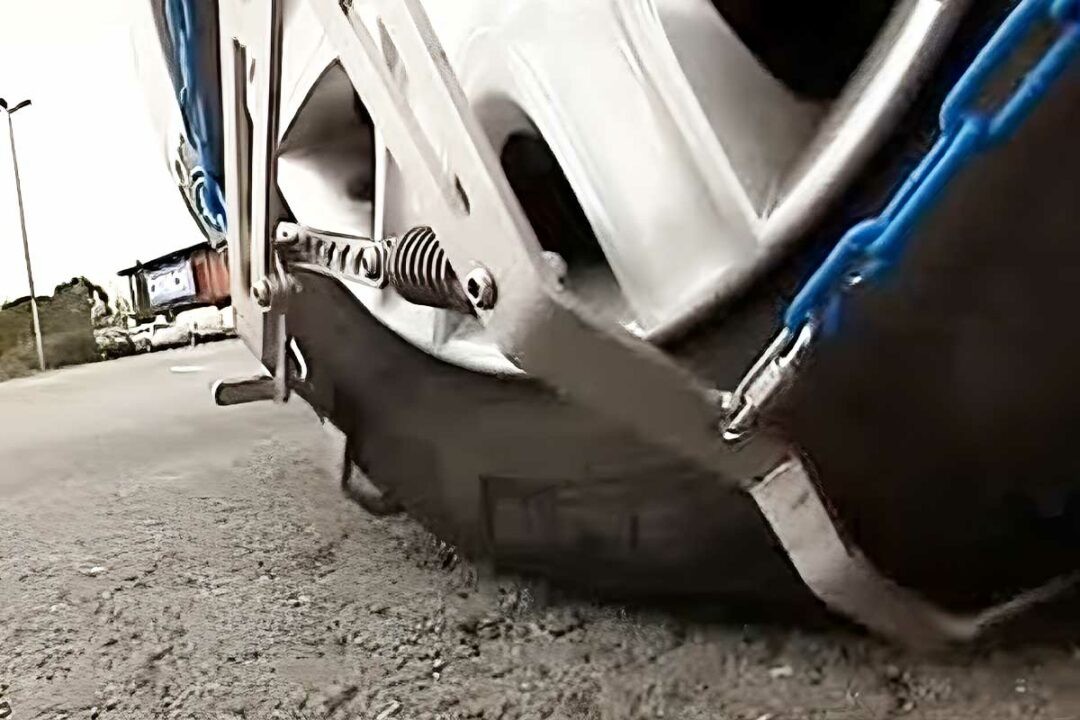 L'invention de chaines à neige à installation rapide qui restera au stade de prototype.