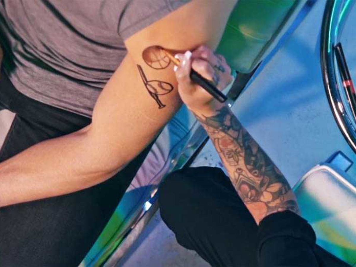 Tatouage Facile A Faire Au Stylo BIC : BodyMark, un stylo pour se tatouer tout seul - NeozOne