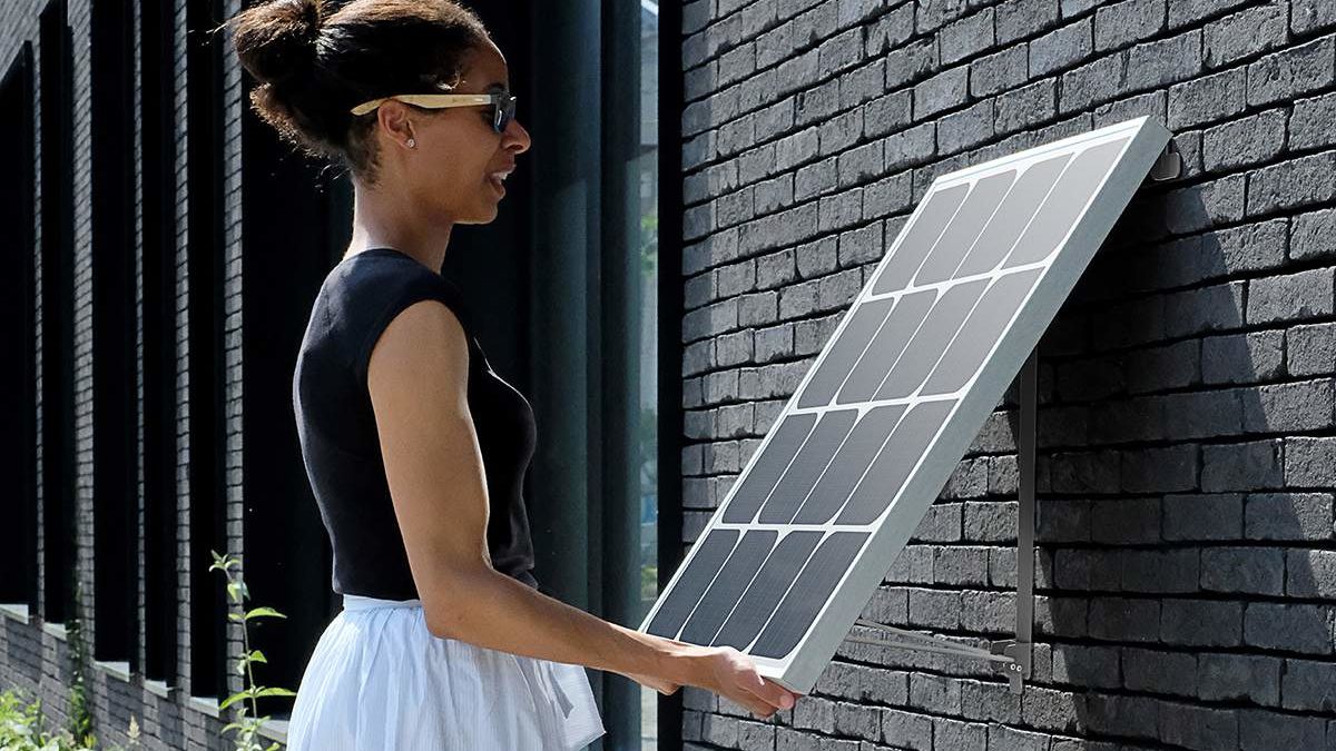 Panneau Solaire Sur Prise De Courant BEEM, le premier kit solaire "clé en main" pour particuliers disponible chez Boulanger et bientôt chez Leroy Merlin - NeozOne