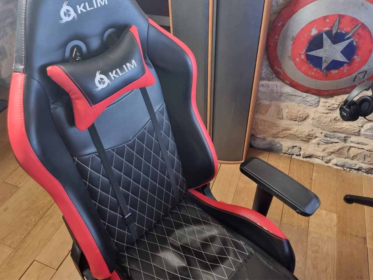 Chaise gaming pas cher avec coussins noir et rouge - ALEX