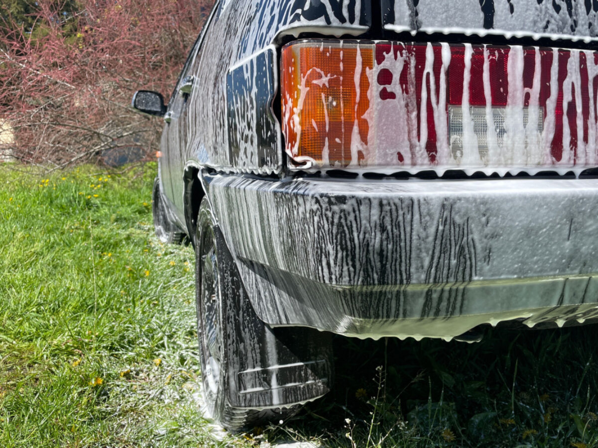 Comment laver efficacement sa voiture en station de lavage avec 5 euros ?