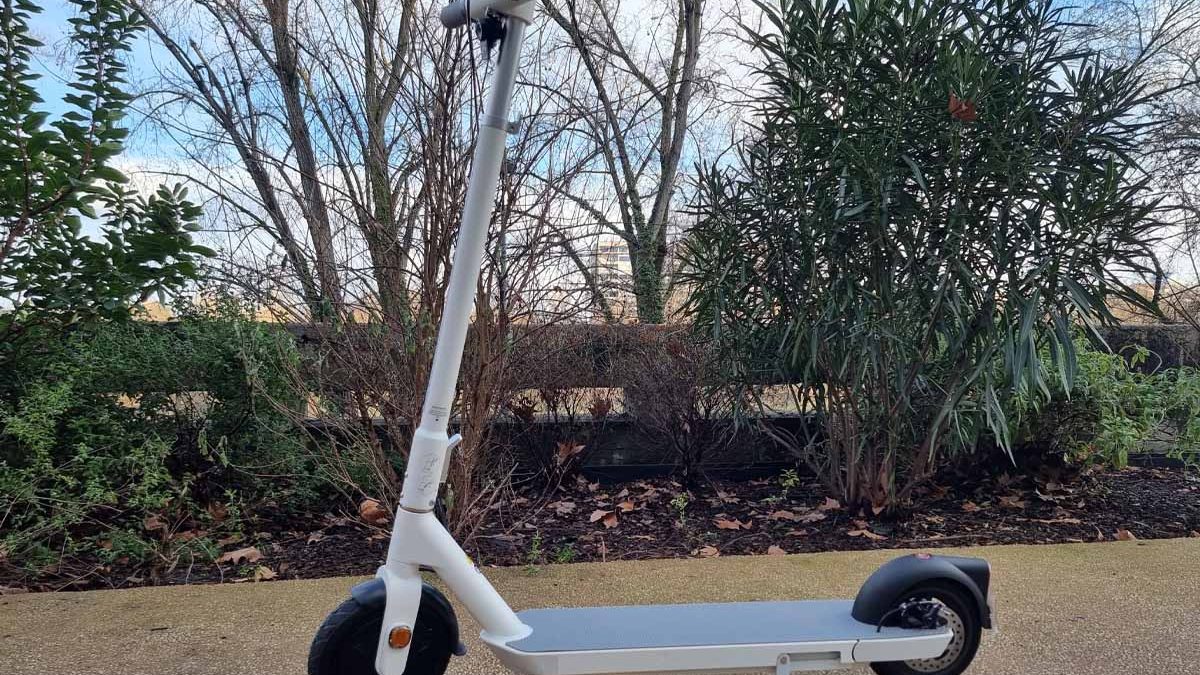 Ninebot Segway Es2 Trottinette électrique Schemas Plan Vue Eclaté OKAI NEON ES-20 : nous avons testé la (meilleure) trottinette électrique de 2023 ! - NeozOne